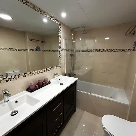 דירה 15m To Promenade&big Terrace מארבלה